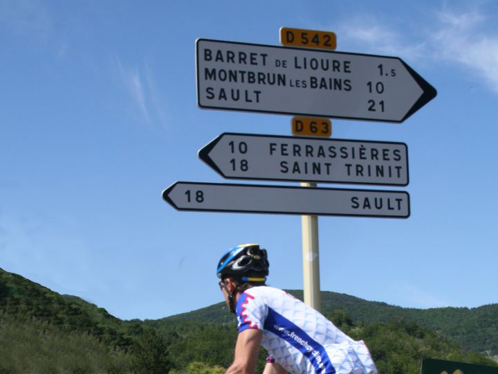 homme mort cycling france