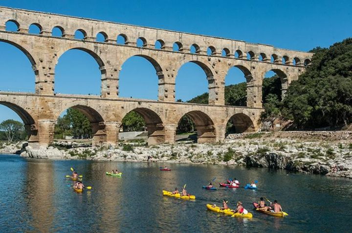 pont du gard main