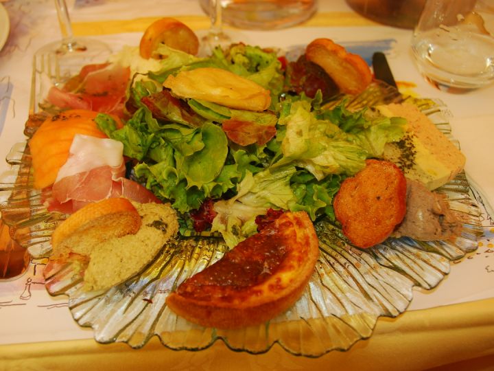 provence roman salad cycling france holidays gallery