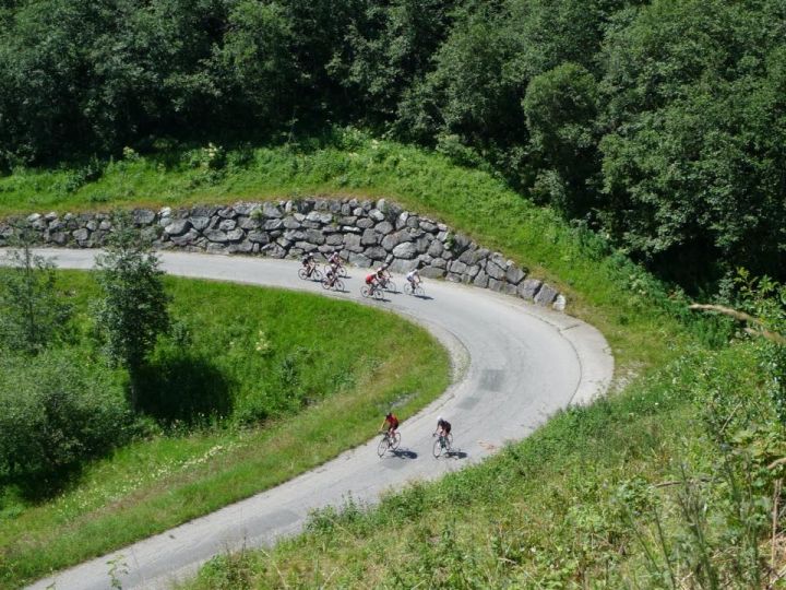 Annecy riding up